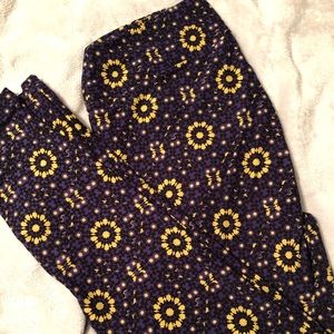 TC LULAROE LEGGINGS
